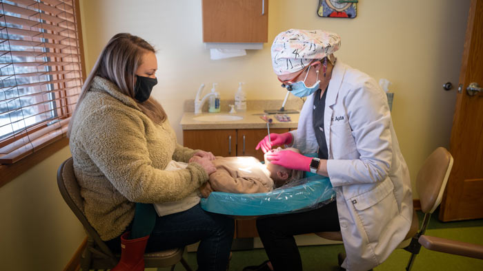 Grandville Mi Pediatric Dentists First Visits Infant Exams